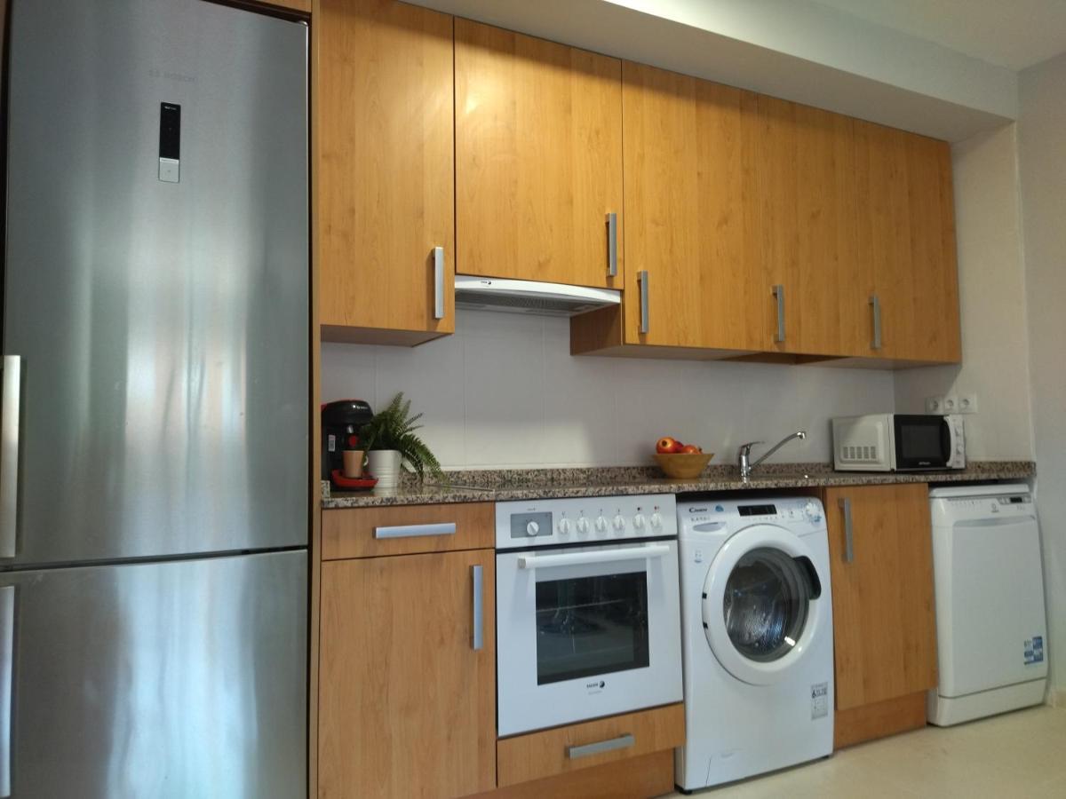 Carme Apartment Hospitalet De L'Infant Exterior foto