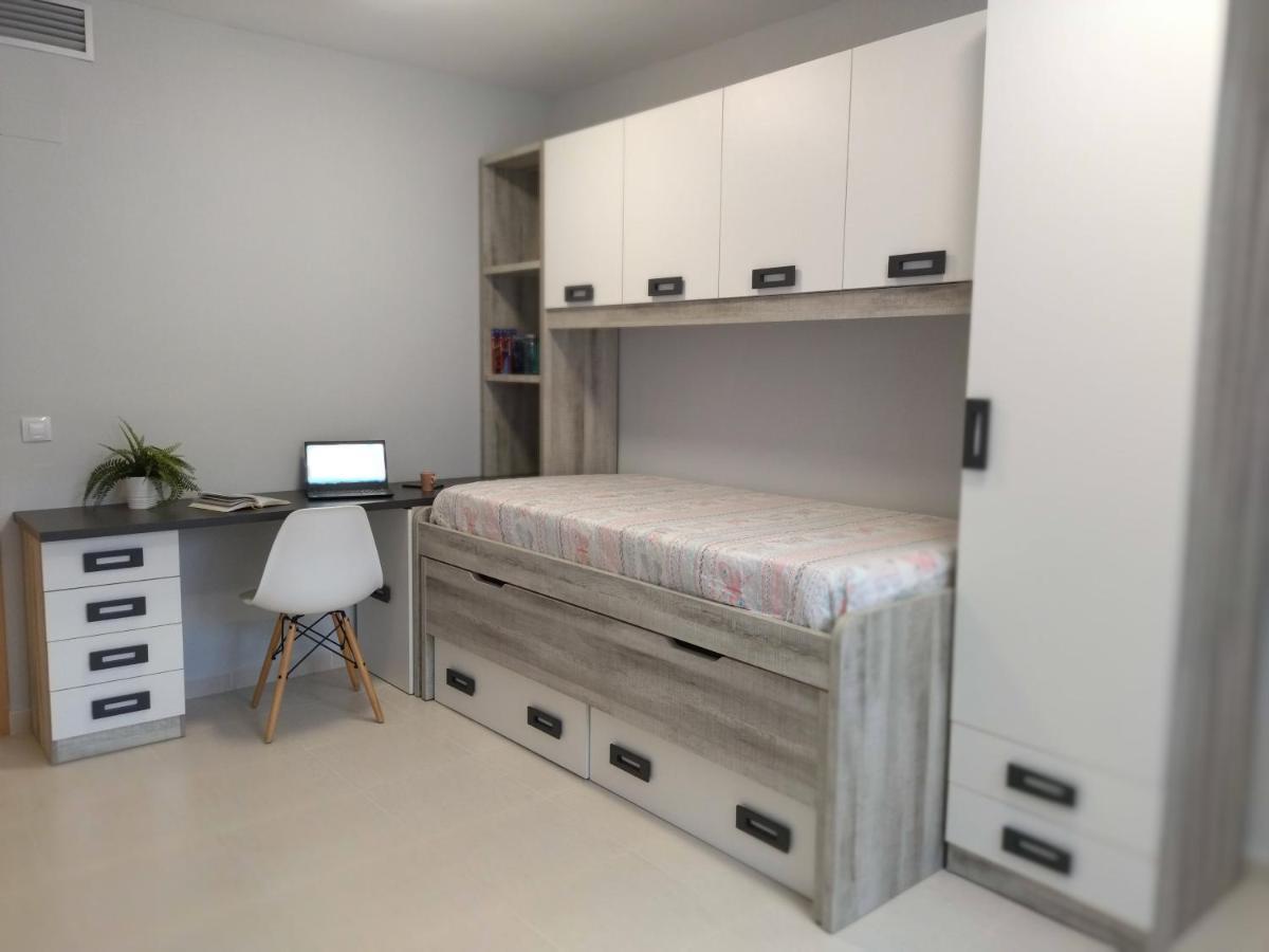 Carme Apartment Hospitalet De L'Infant Exterior foto