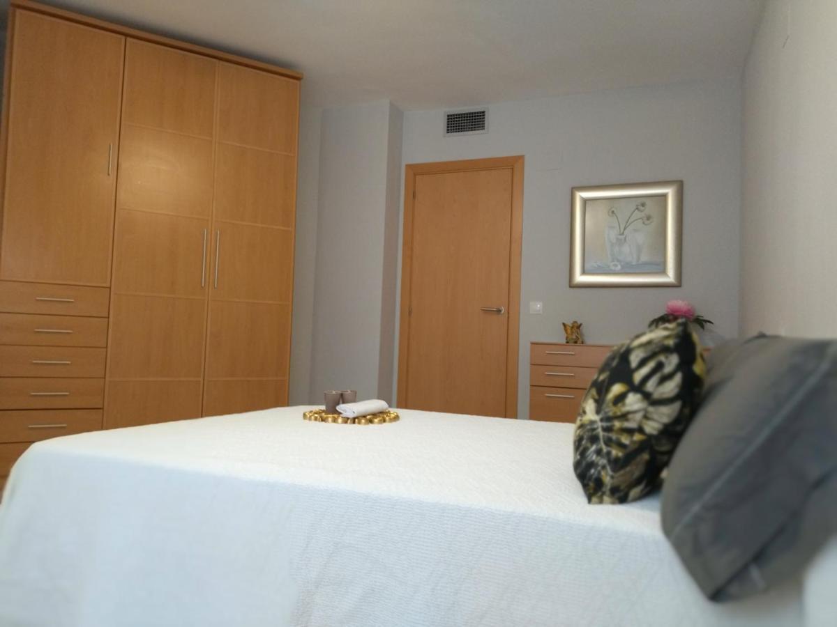 Carme Apartment Hospitalet De L'Infant Exterior foto
